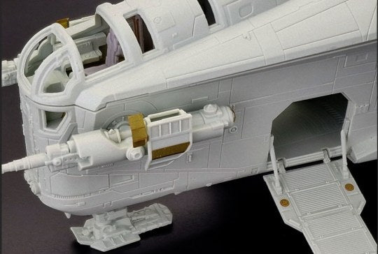 Revell Star Wars Razor Crest™: The Mandalorian "Platinum Edition" (Glue Kit)