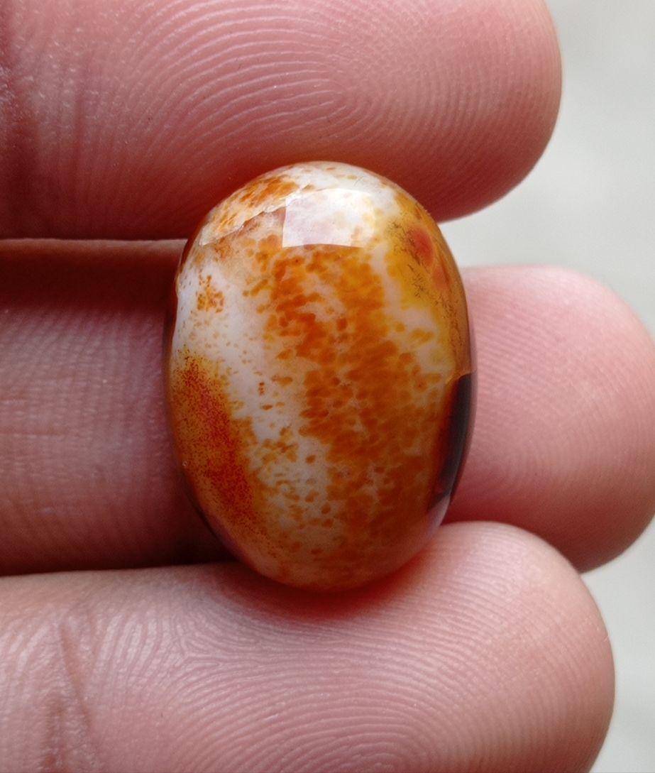 23ct Agate with Yellow Spots - Sulaimani Aqeeq - 21x16mm