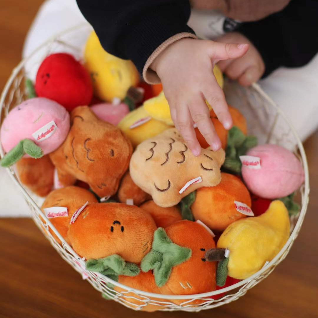 Daily White | Mini Peach Bag Charm