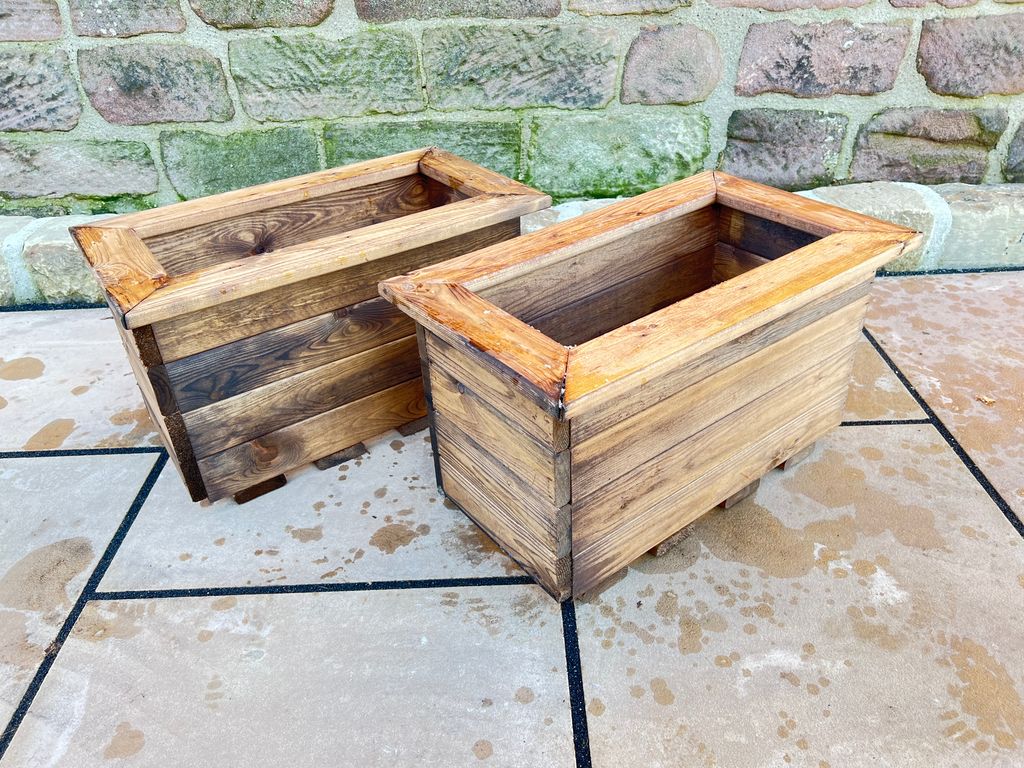 Charles Taylor Trading 2pc Regular Wooden Trough Set Brown