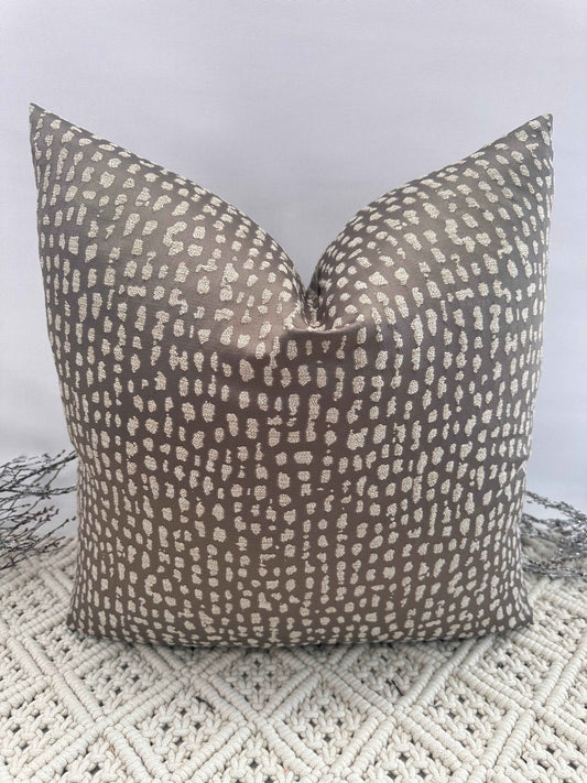 The Couture Cushion - The Putty Natale - Style No. 194