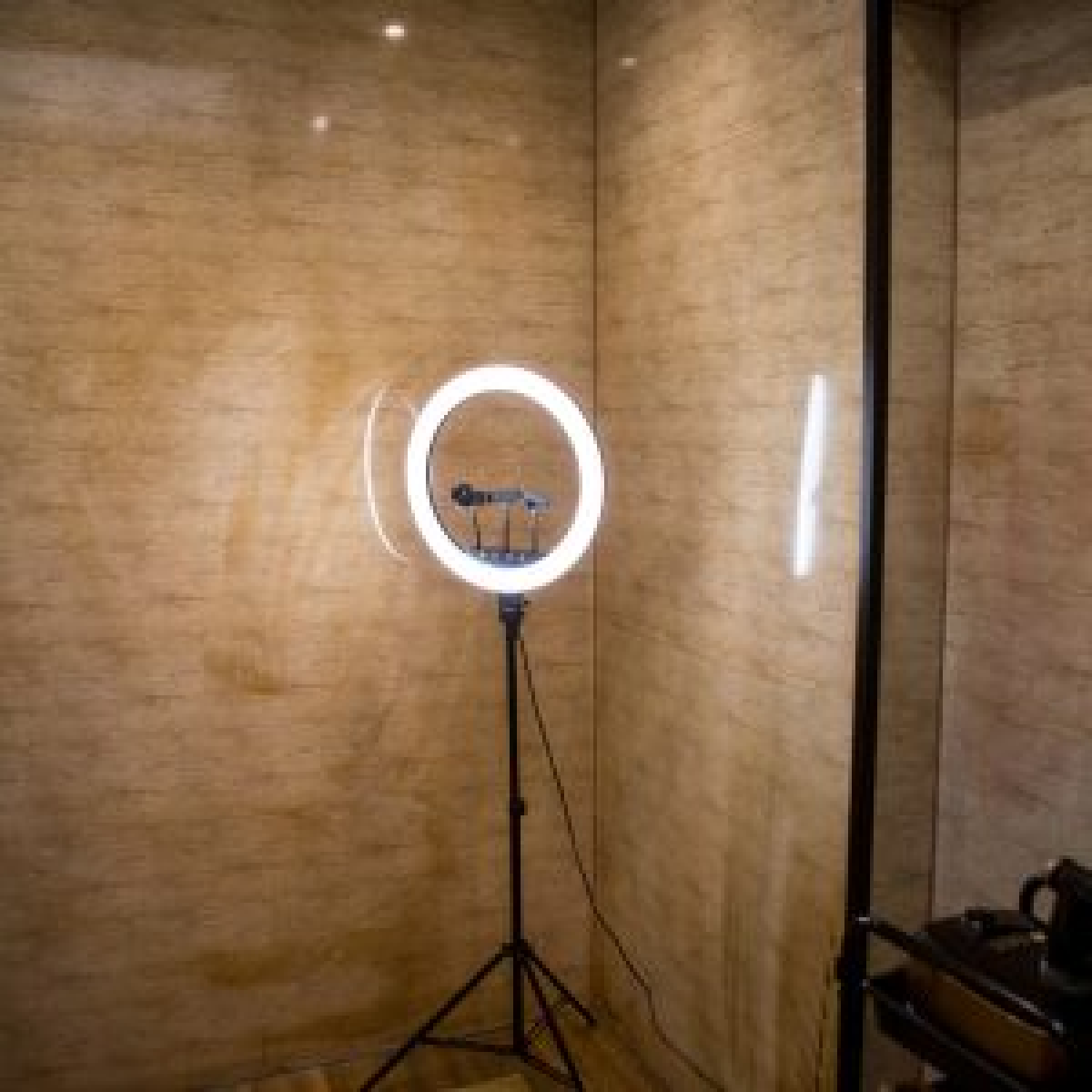 Eclipse Ring Light