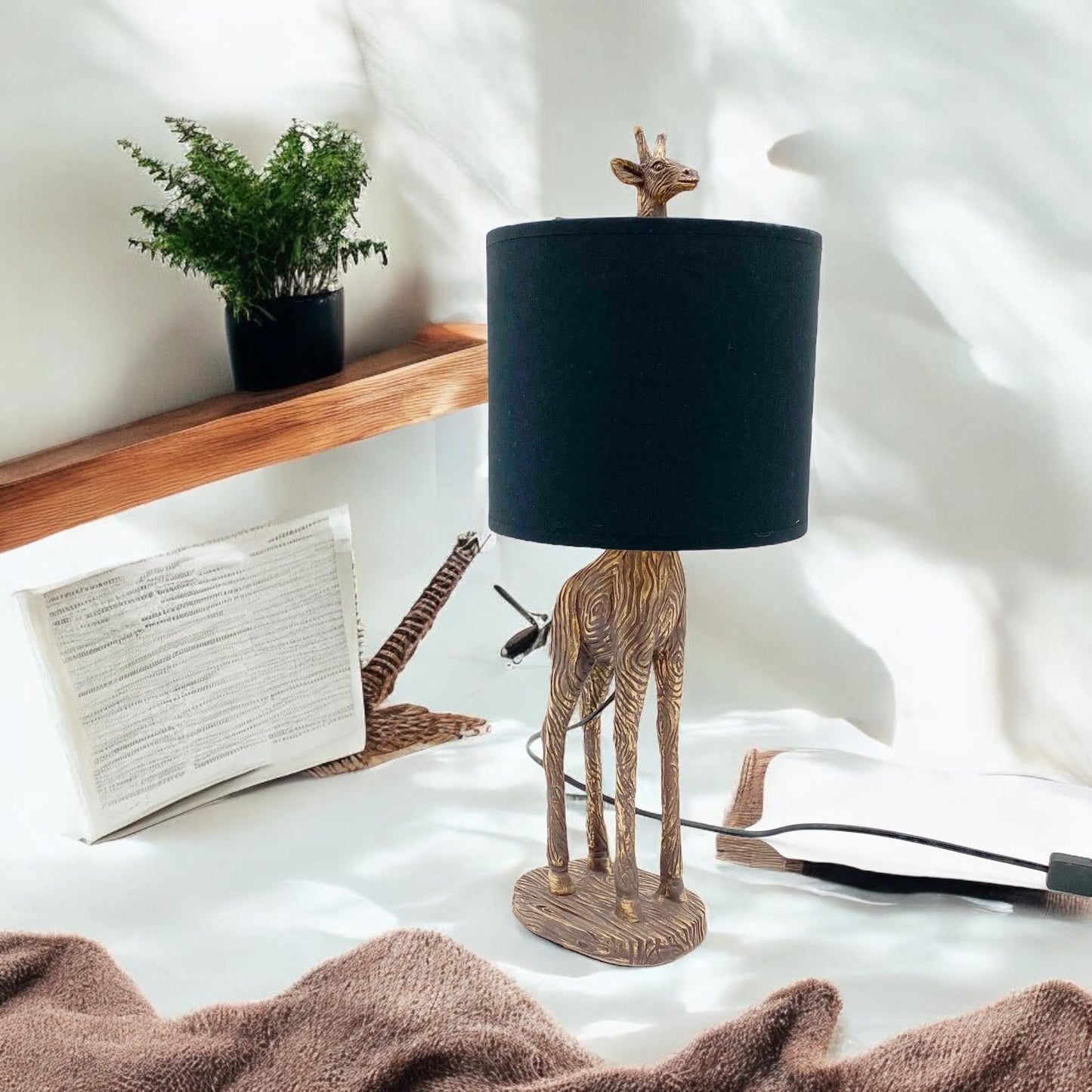 52X20X20CM TABLE LAMP 8" BLACK SHADE