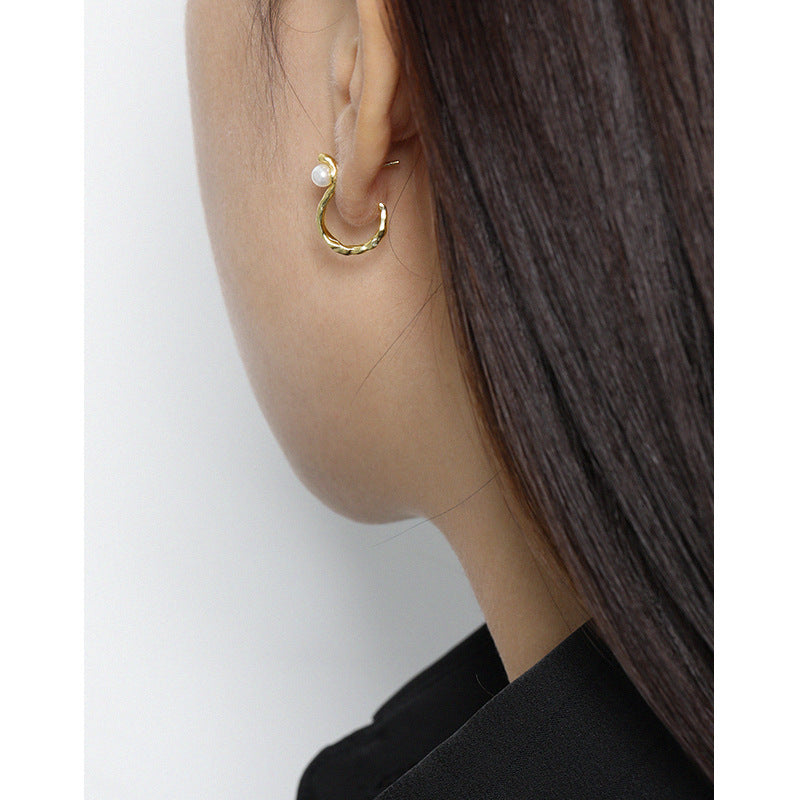 Women S Shape Round Shell Pearl Earrings - Gold-Plated Silver Pearl Earrings for women - Perfect Pearl Earrings with Gift Wrapping Included