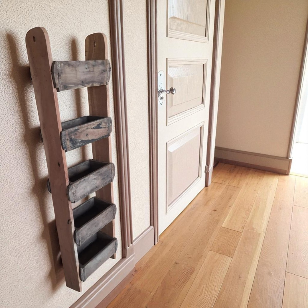 120CM RECLAIMED WOODEN WALL 5 BRICK  RACK