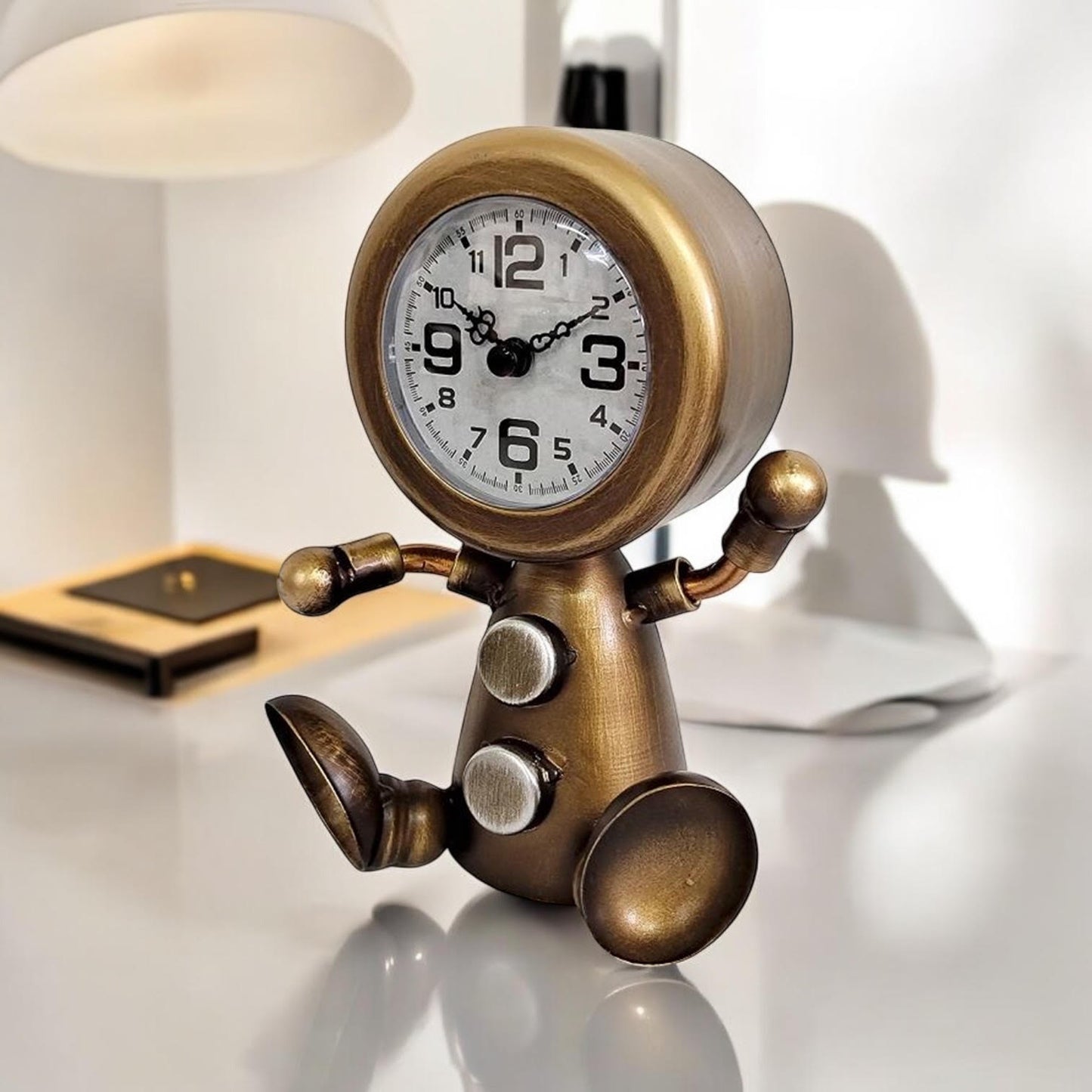 19CM TABLE CLOCK - Fun design