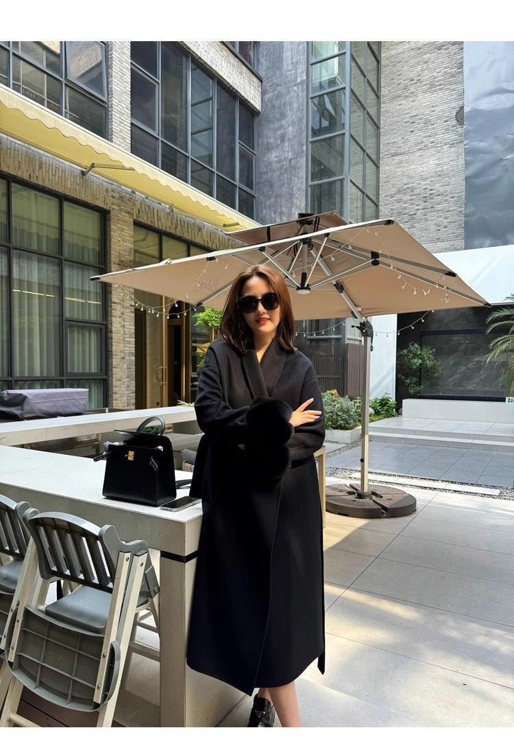 Wool Coat For Women Mid-length Black With Fox-fur Cuffs