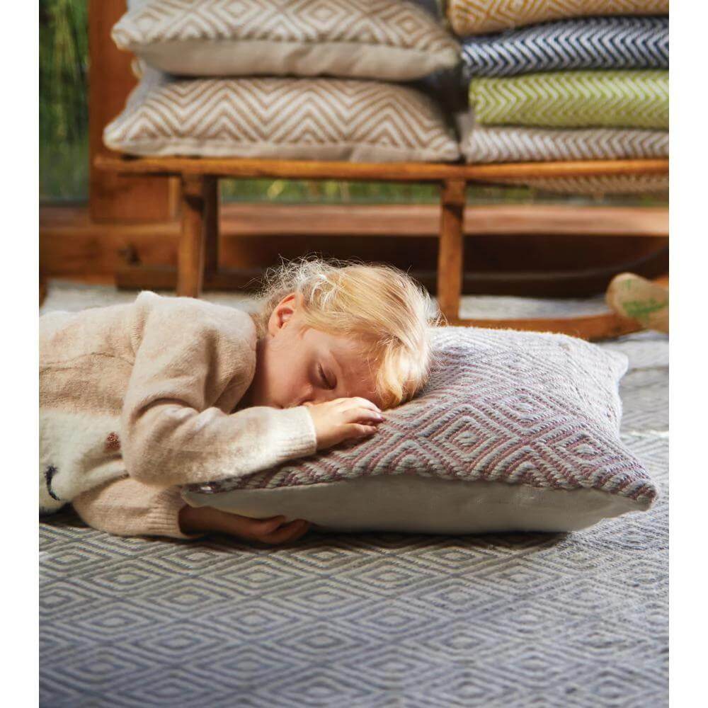 Diamond Sky Blue Hand-woven Rug