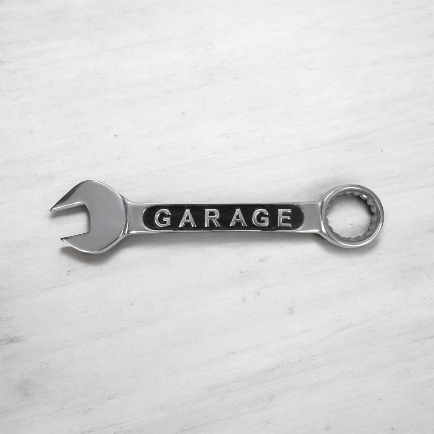 60CM ALUMINIUM SPANNER WALL PLAQUE