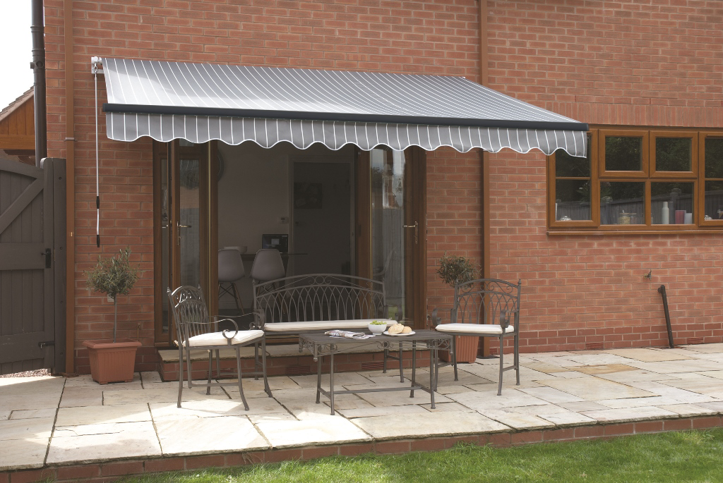 Greenhurst Easy Fit Berkeley Patio Awning | 2.5m, 3m & 3.5m