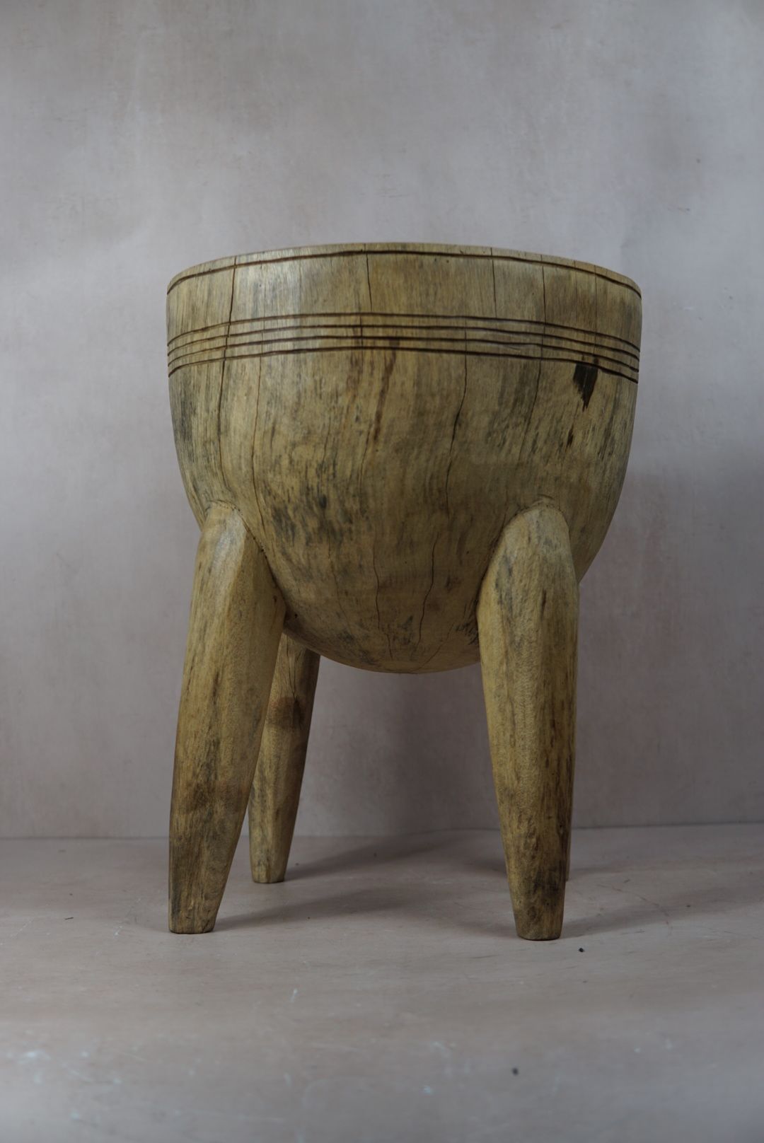 Wood Side Table - Cameroon - 92.3