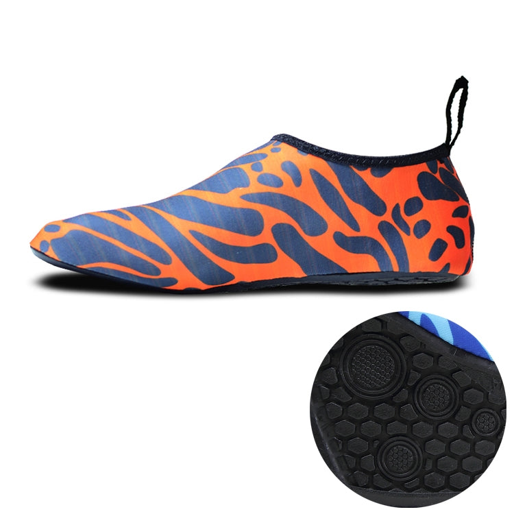 Non-slip Wear-resisting Thick Rubber Sole Diving Shoes and Socks, One Pair, M, L
