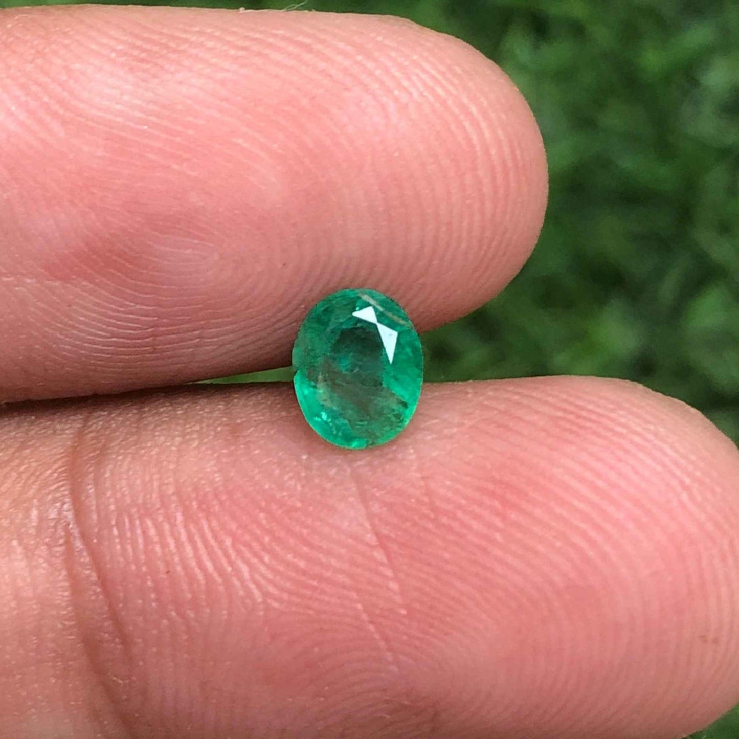 0.75ct Emerald for sale - Budh Ratna - Zamurd - Pachu Stone, Markat Mani Stone - 7x6mm