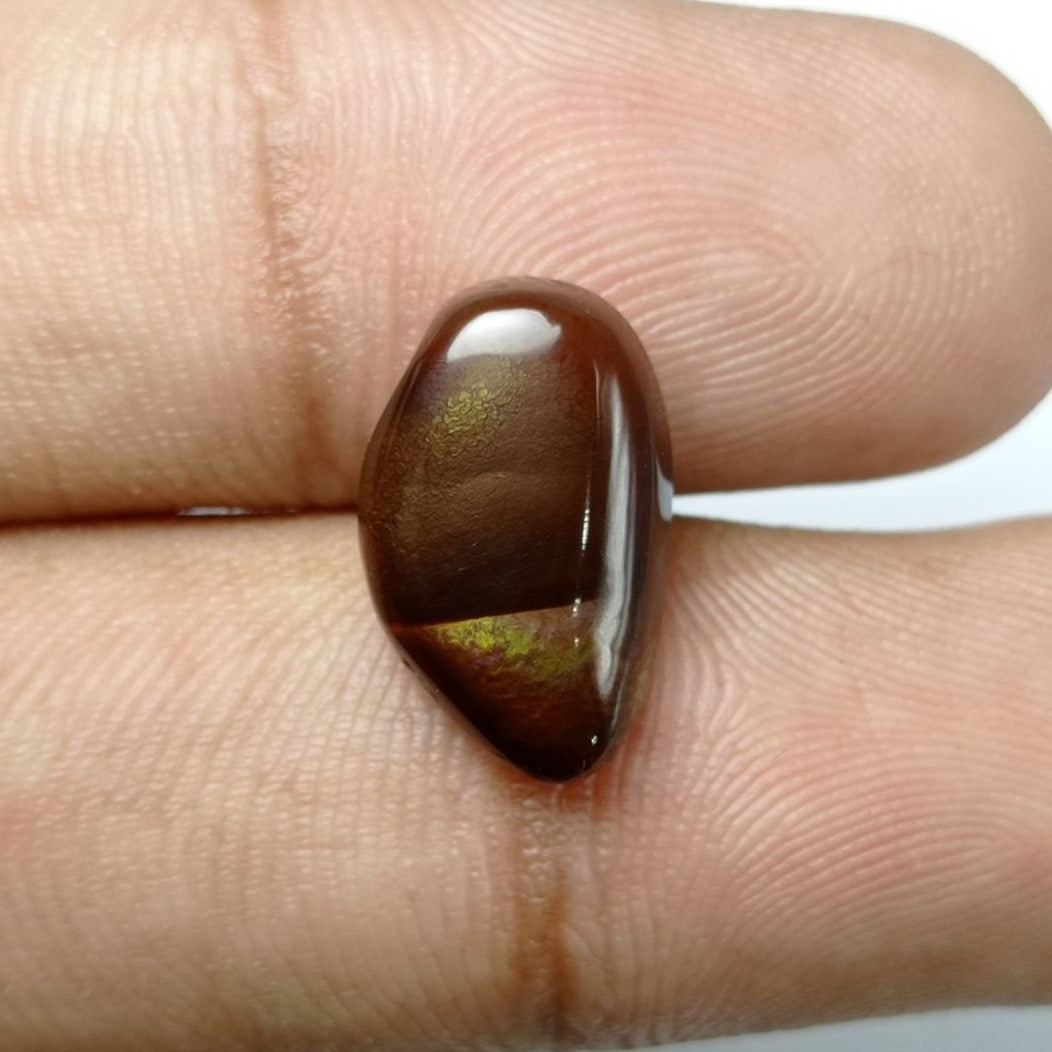 6.6ct Unique Purple Fire Agate Cabochon - Best For Ring Setting - Dimensions 16x9x5mm