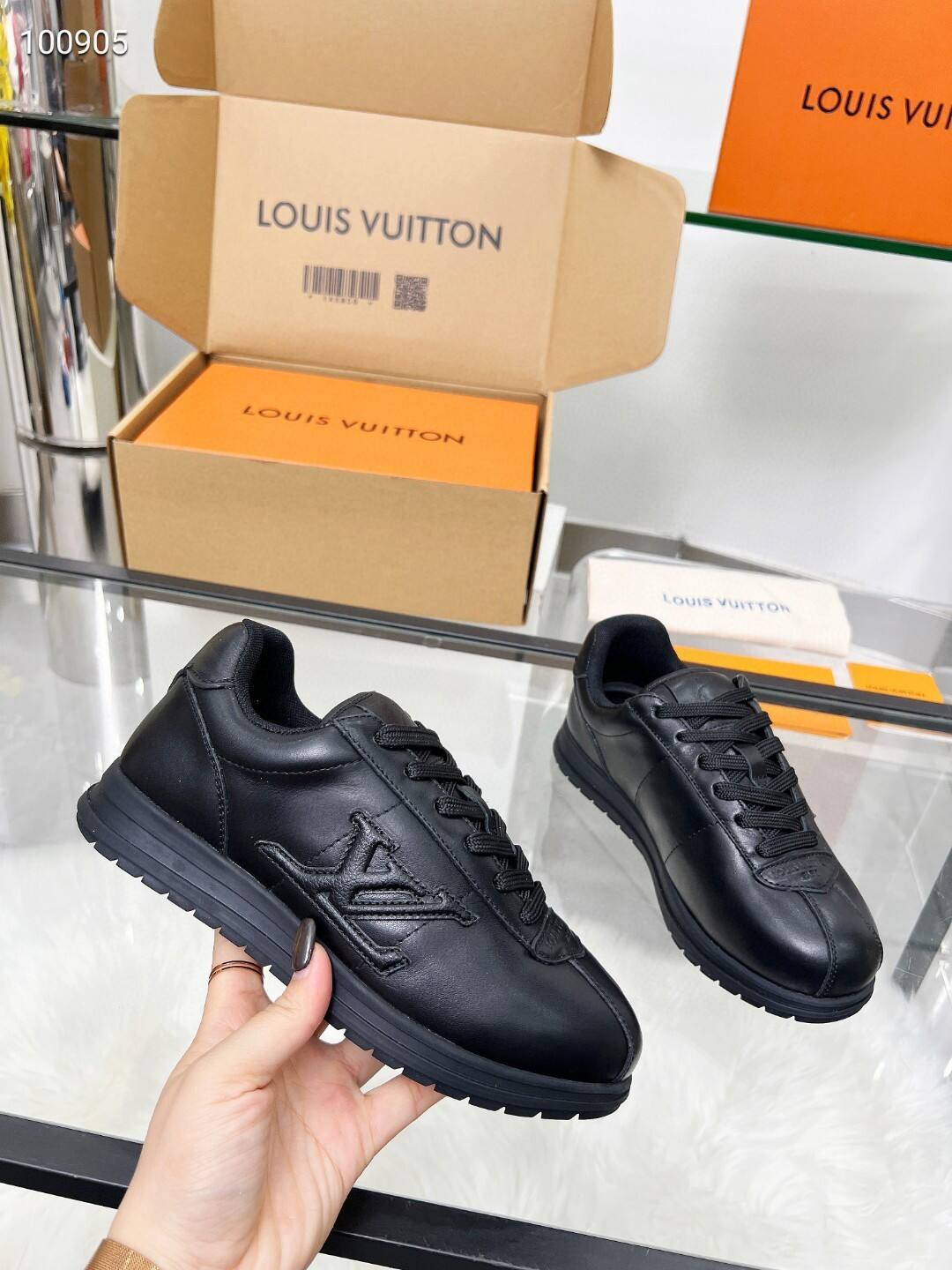 Louis Vuitton Black Leather LV Trainer Sneakers - Black