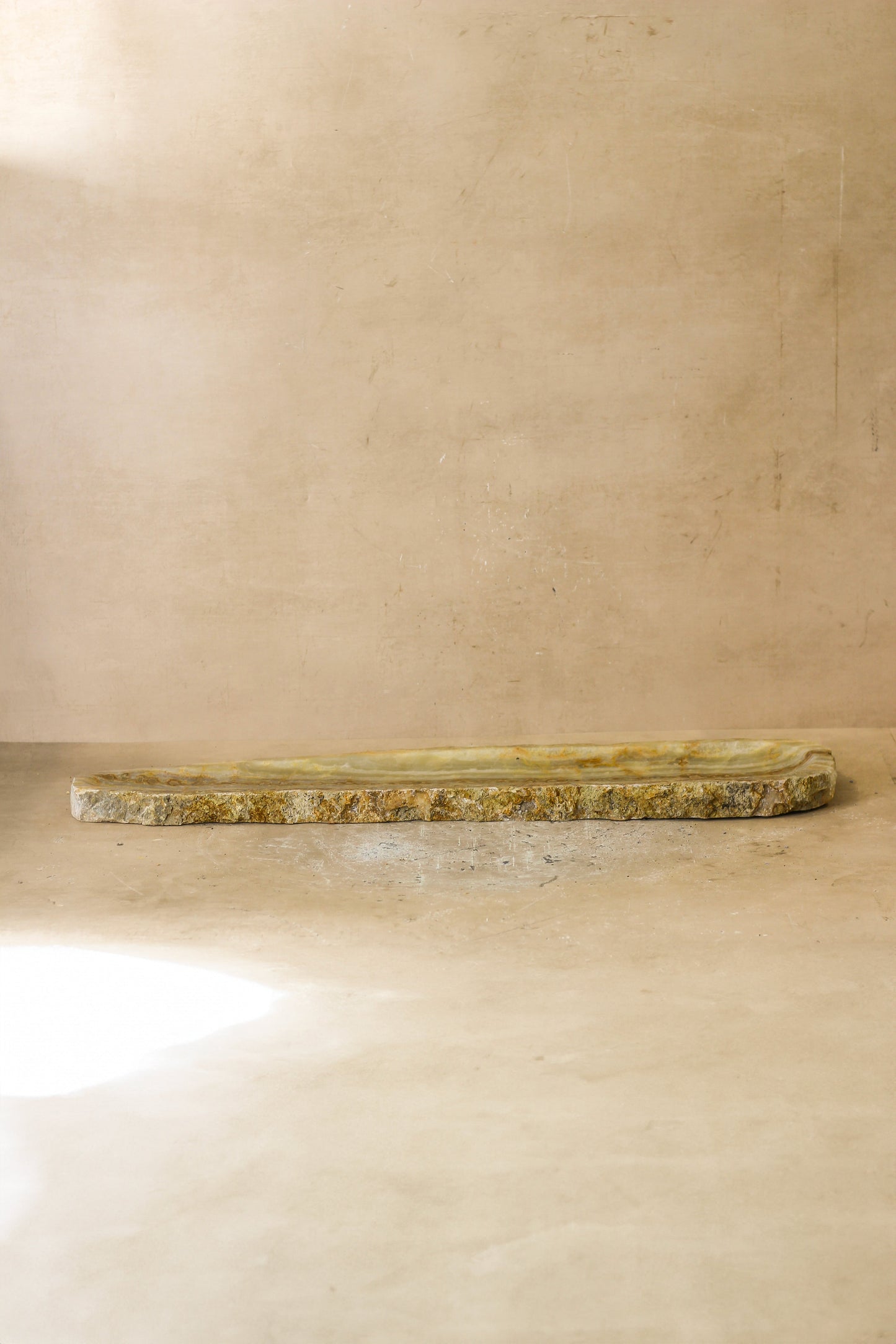 Premium Onyx Tray Raw Edge No 13