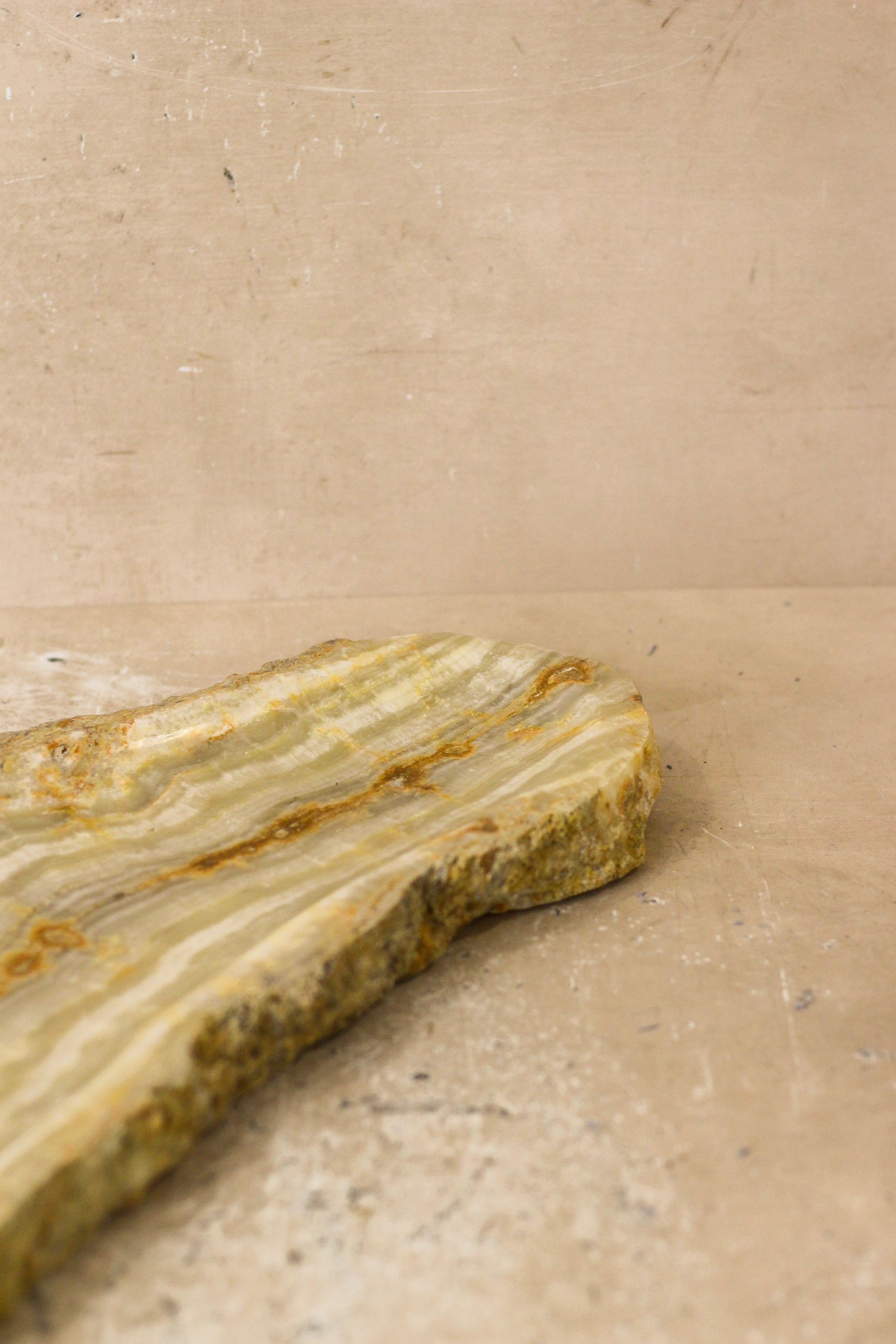 Premium Onyx Tray Raw Edge No 12