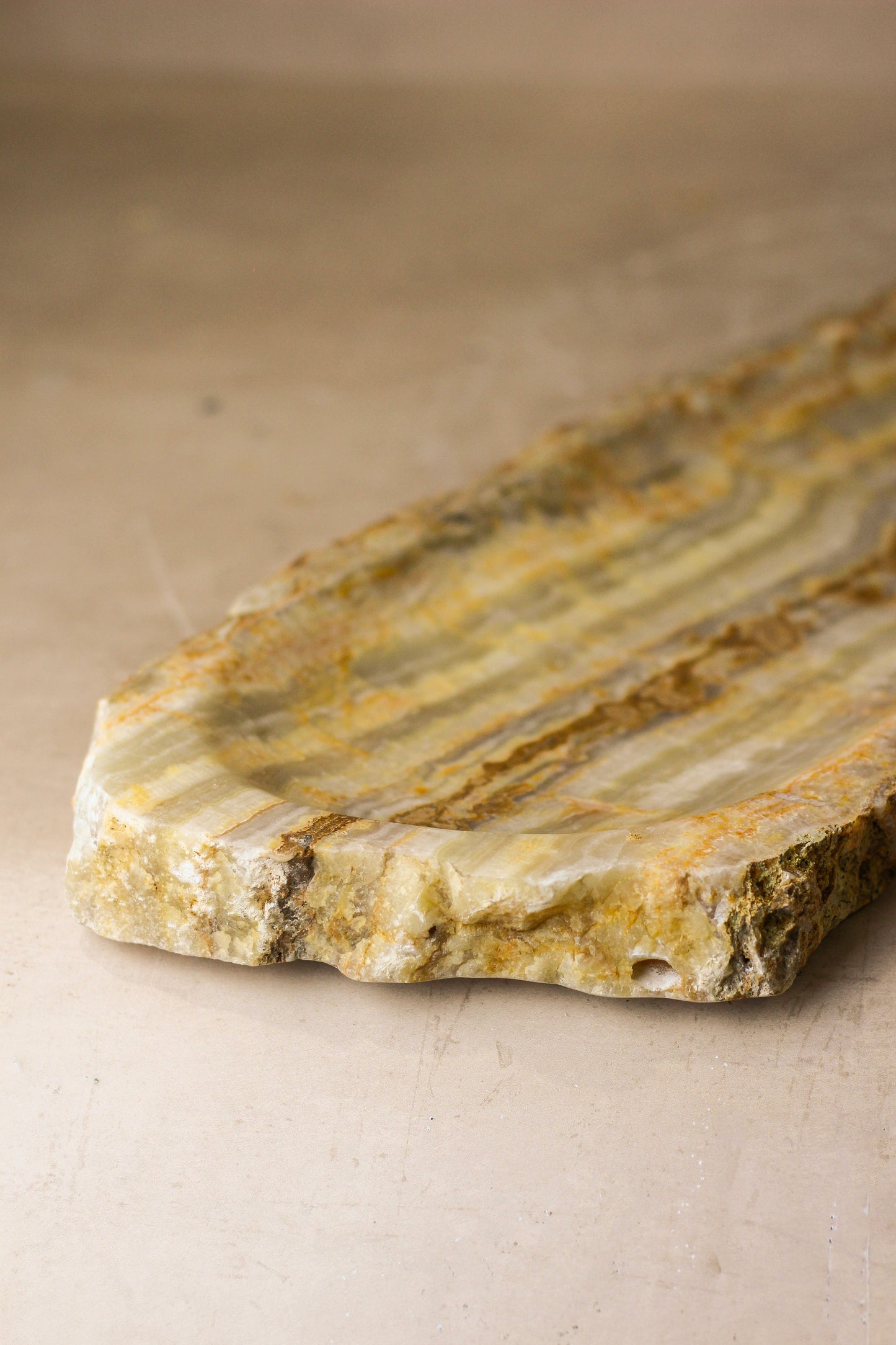 Premium Onyx Tray Raw Edge No 12