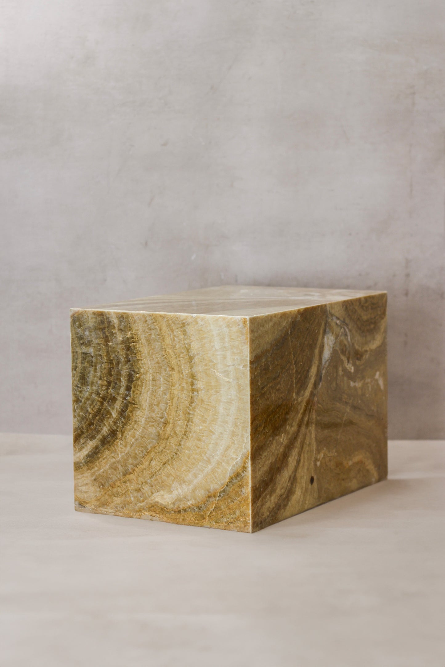 Onyx Side Table Pedestal - Hollow - No 15