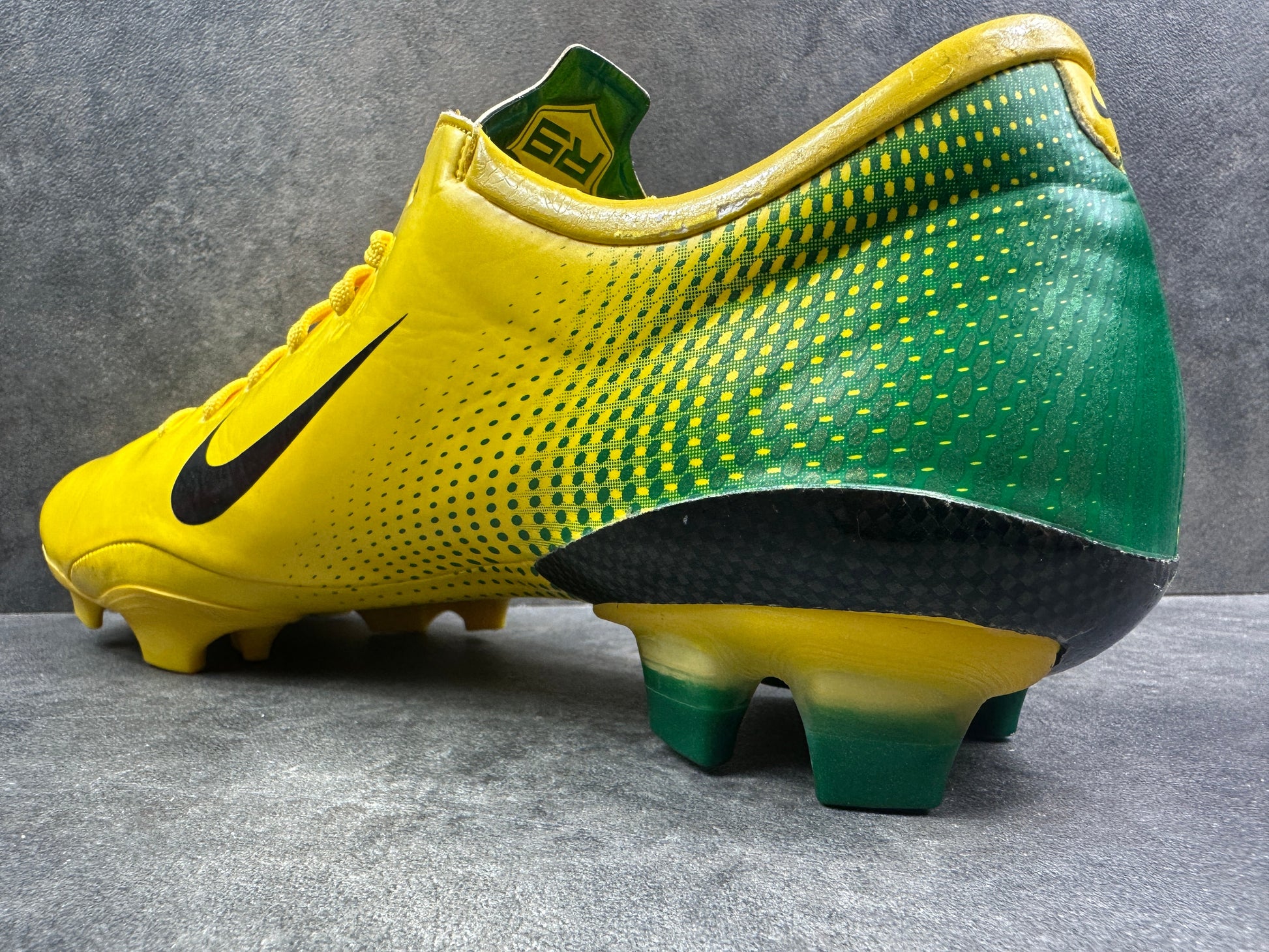 Nike Mercurial Vapor III R9 FG