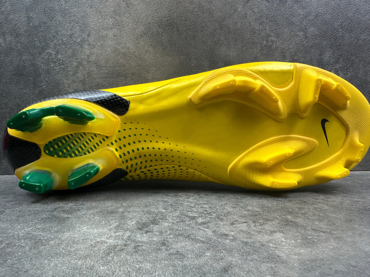 Nike Mercurial Vapor III R9 FG