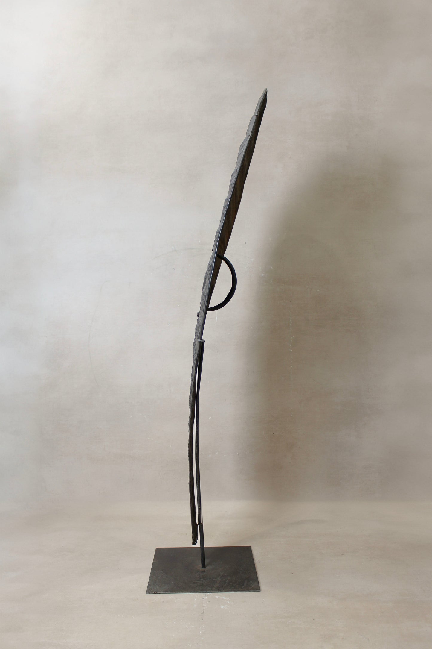 Vintage Sudanese Dinka Shield - 44.1