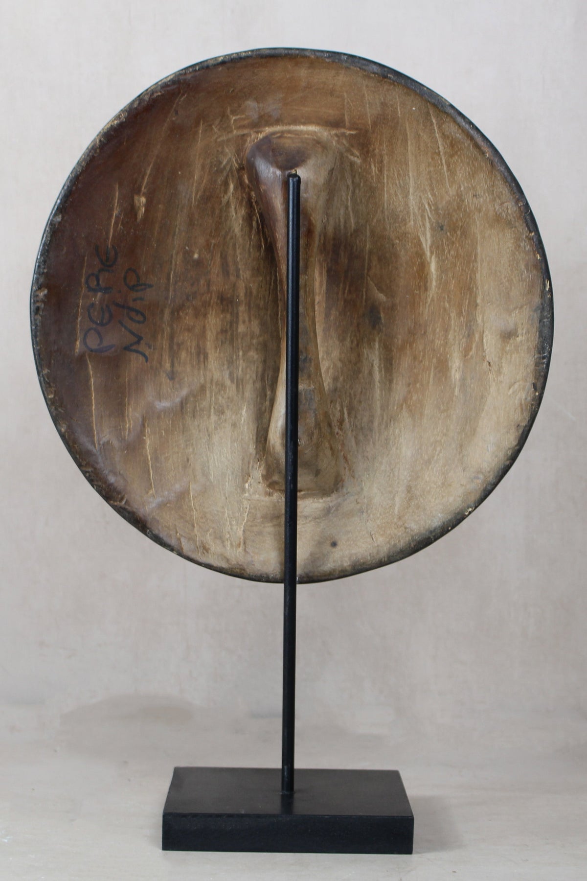 Cameroon Shield Round - 160.1