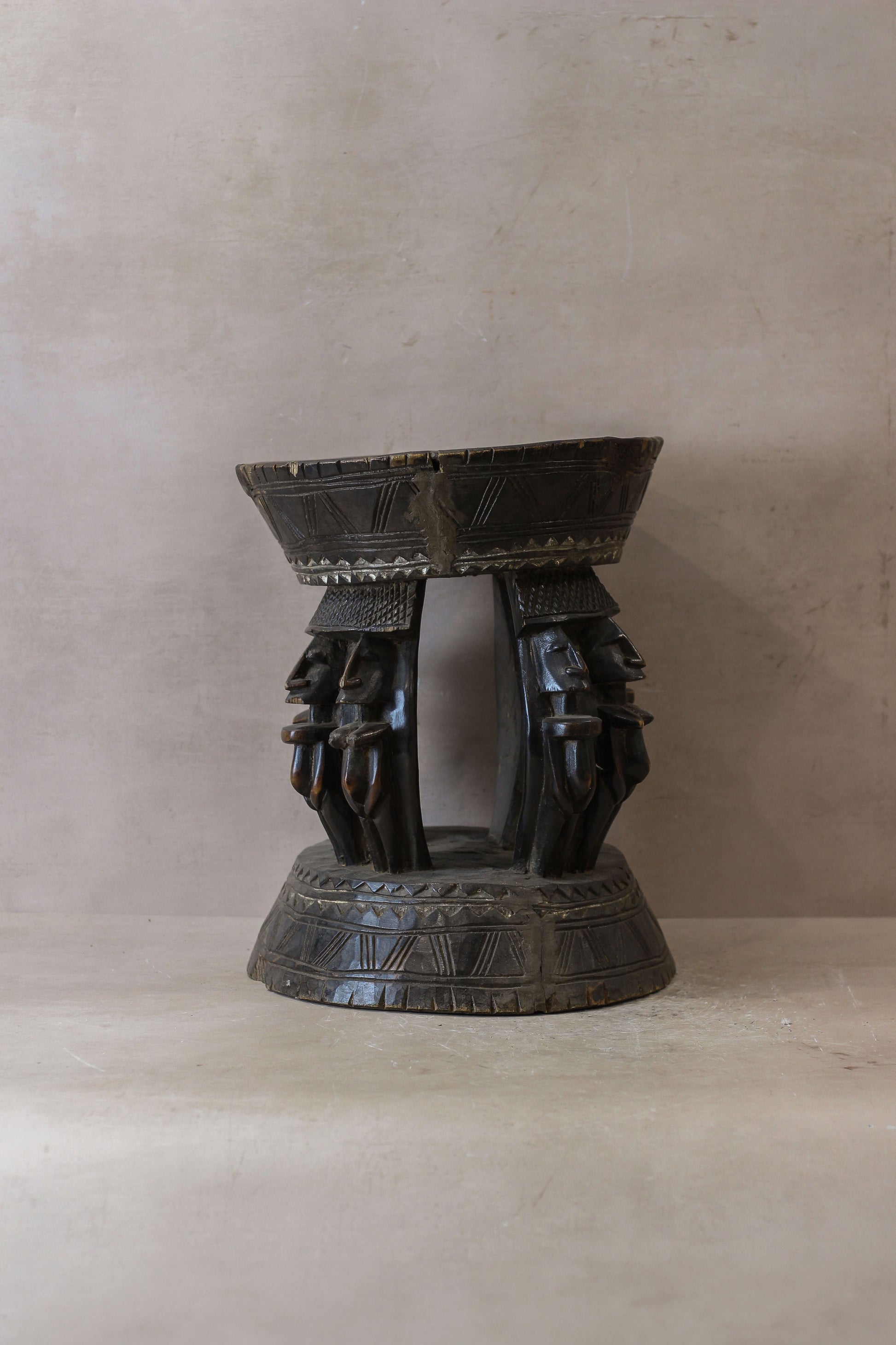 Vintage Baule Wood Side Table 85.2