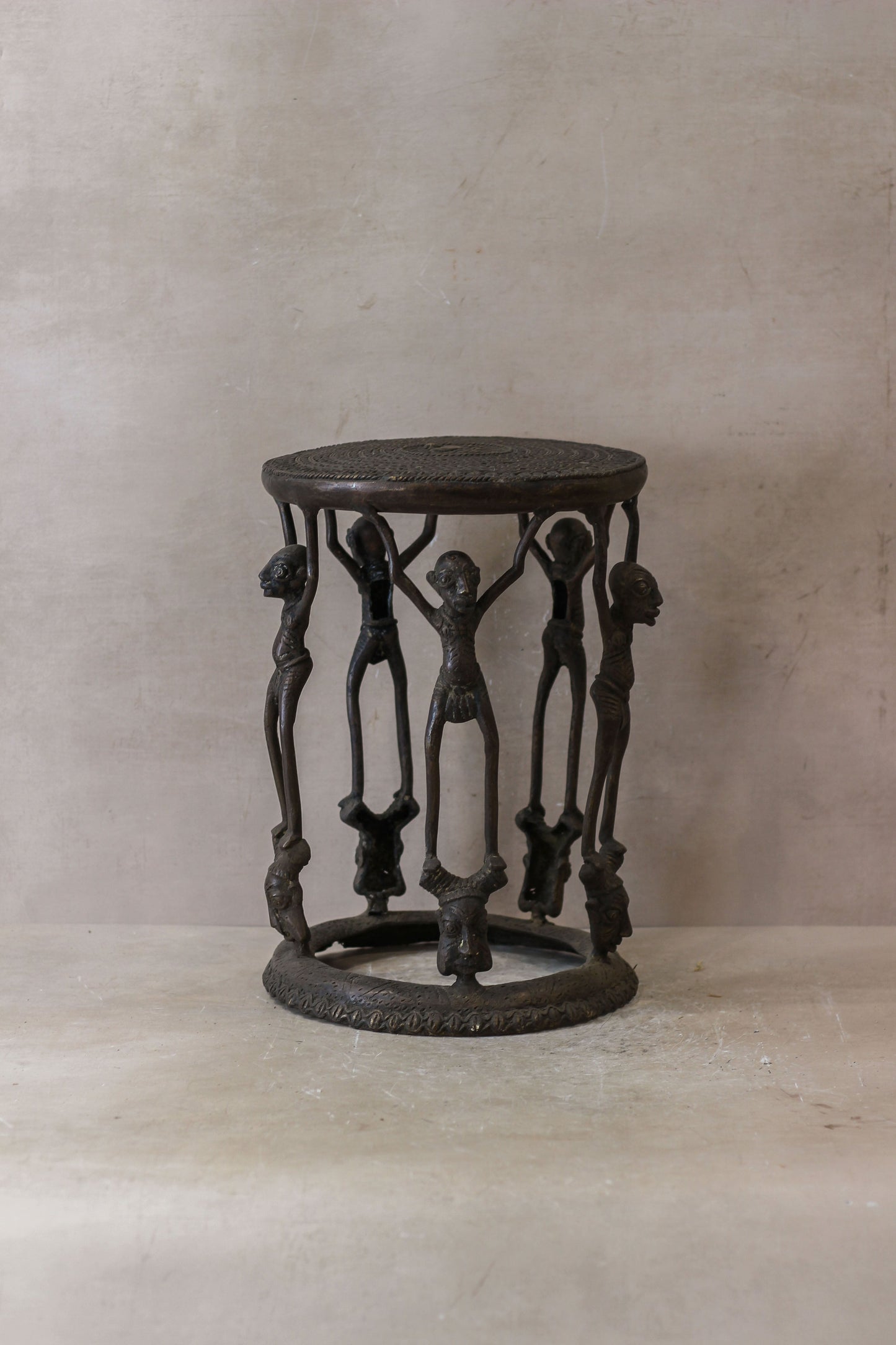 Benin Bronze Table 70.1