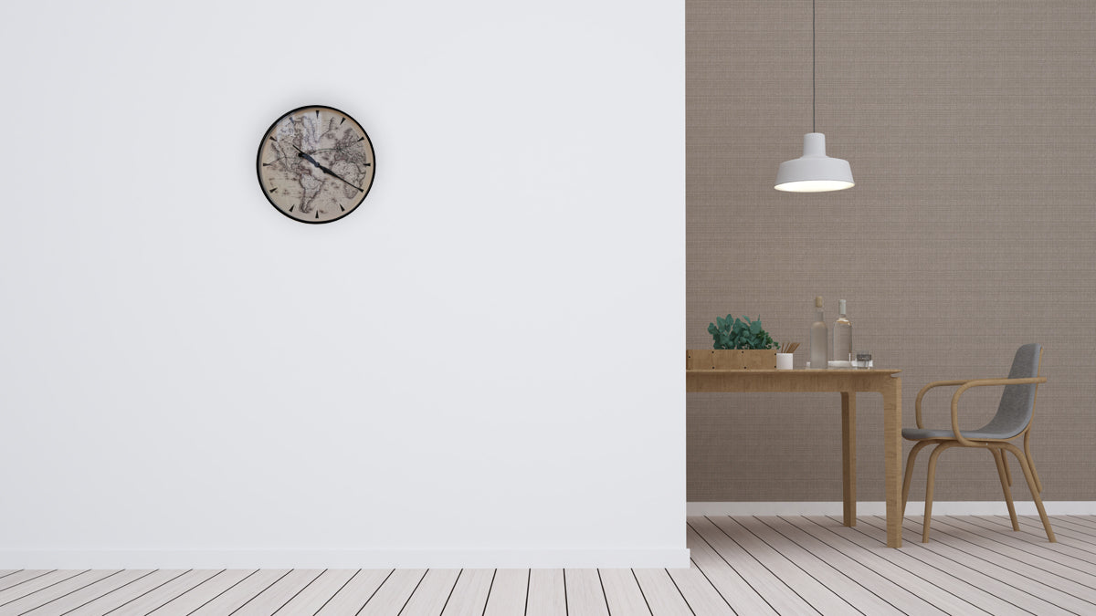 Atlas Style Wall Clock Elegant Home Decor Timepiece