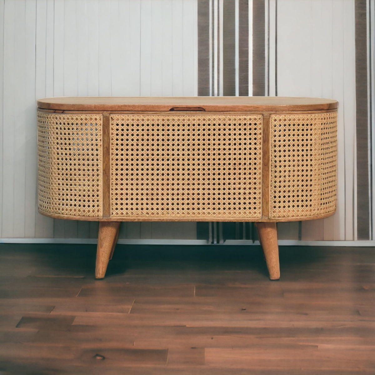 Larrisa Rounded Lid up Blanket Box Storage Bench