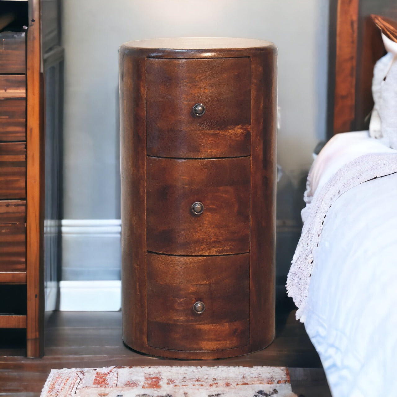 Chestnut Drum Chest