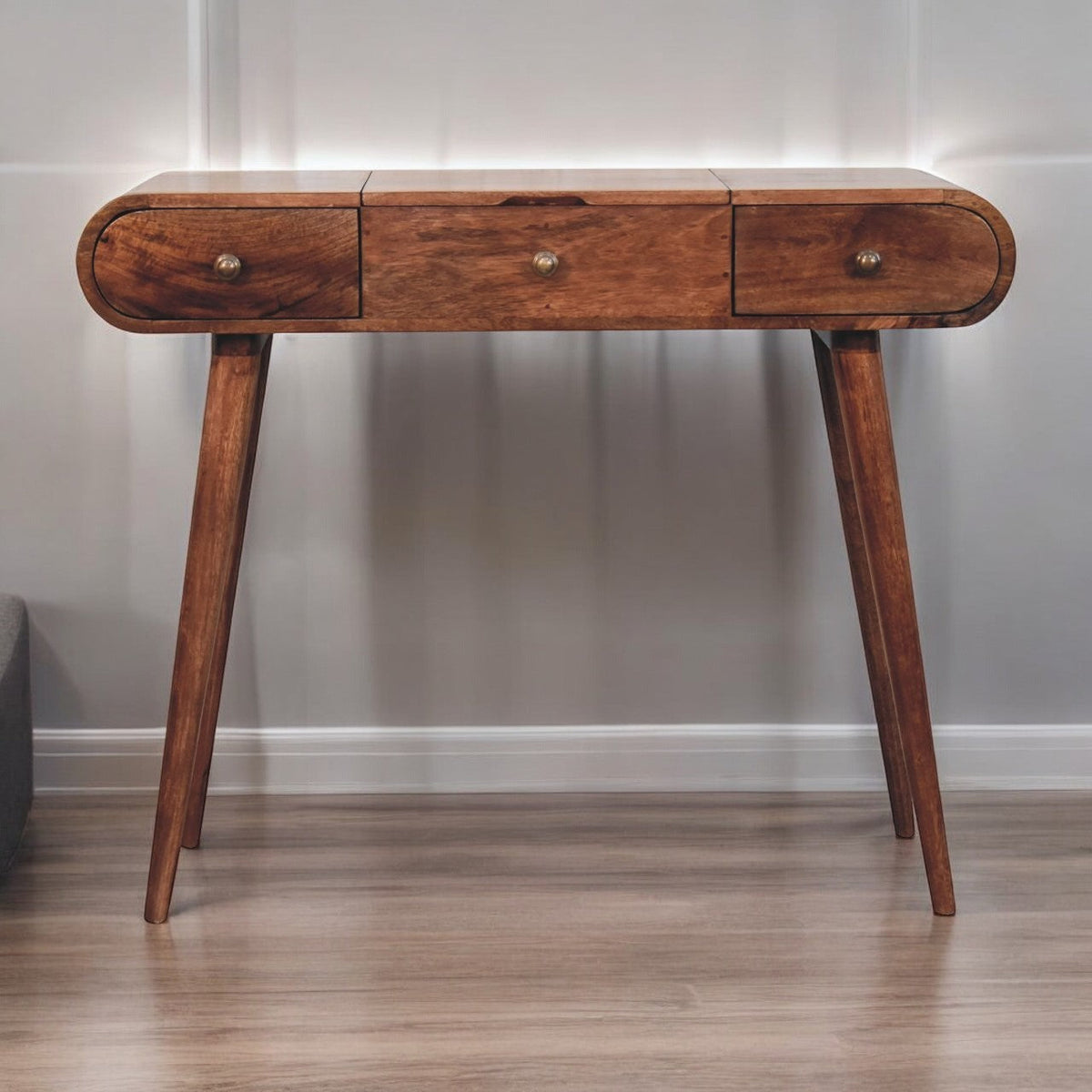 Honey Caramel Round Dressing Table