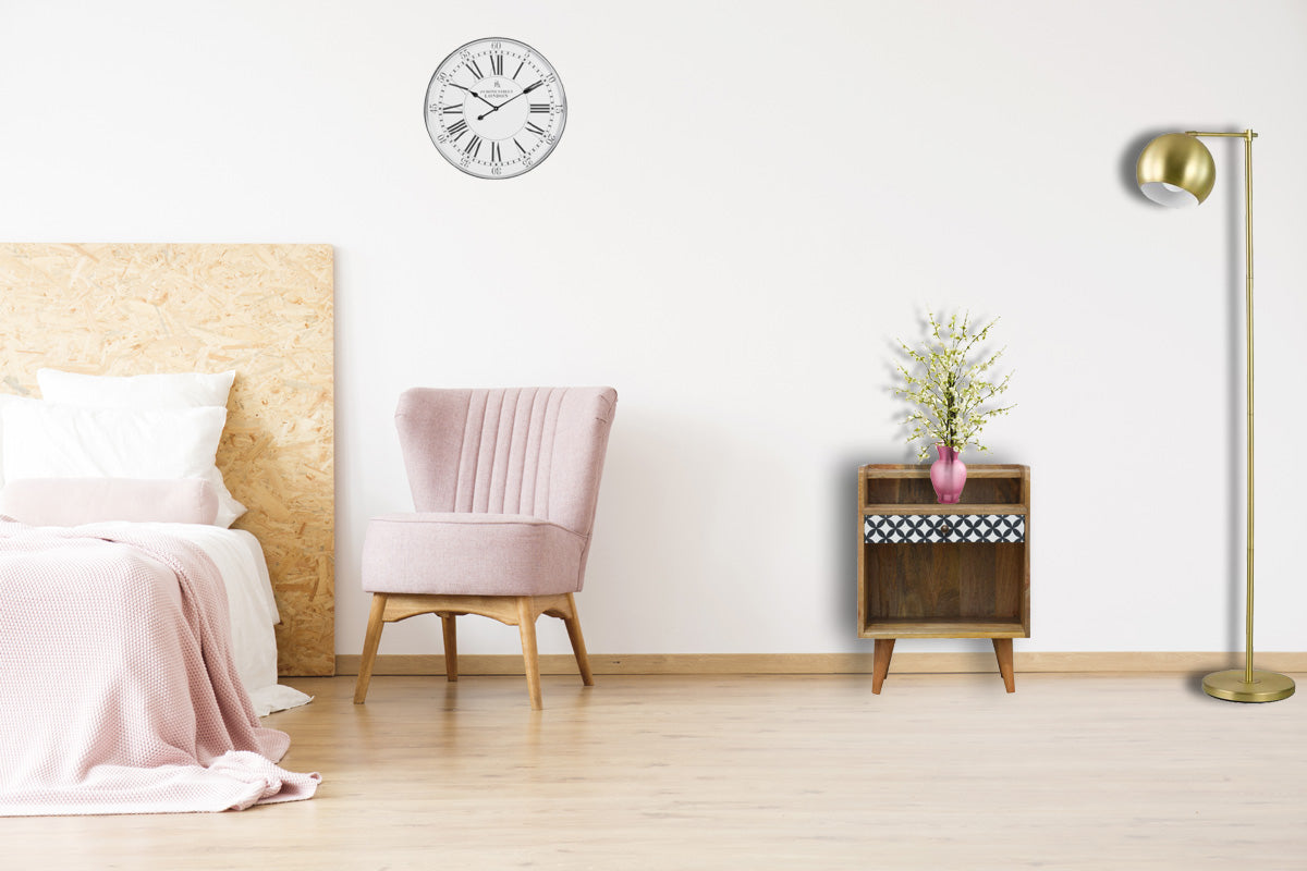 District Diamond Bedside