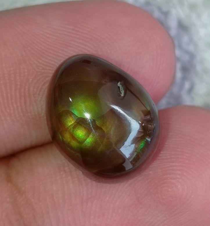 11ct Green Fire Agate,  Rare Fire Agate, Polished Fire Agate, Fire Agate Cabochon -  Dimensions 14x11xmm