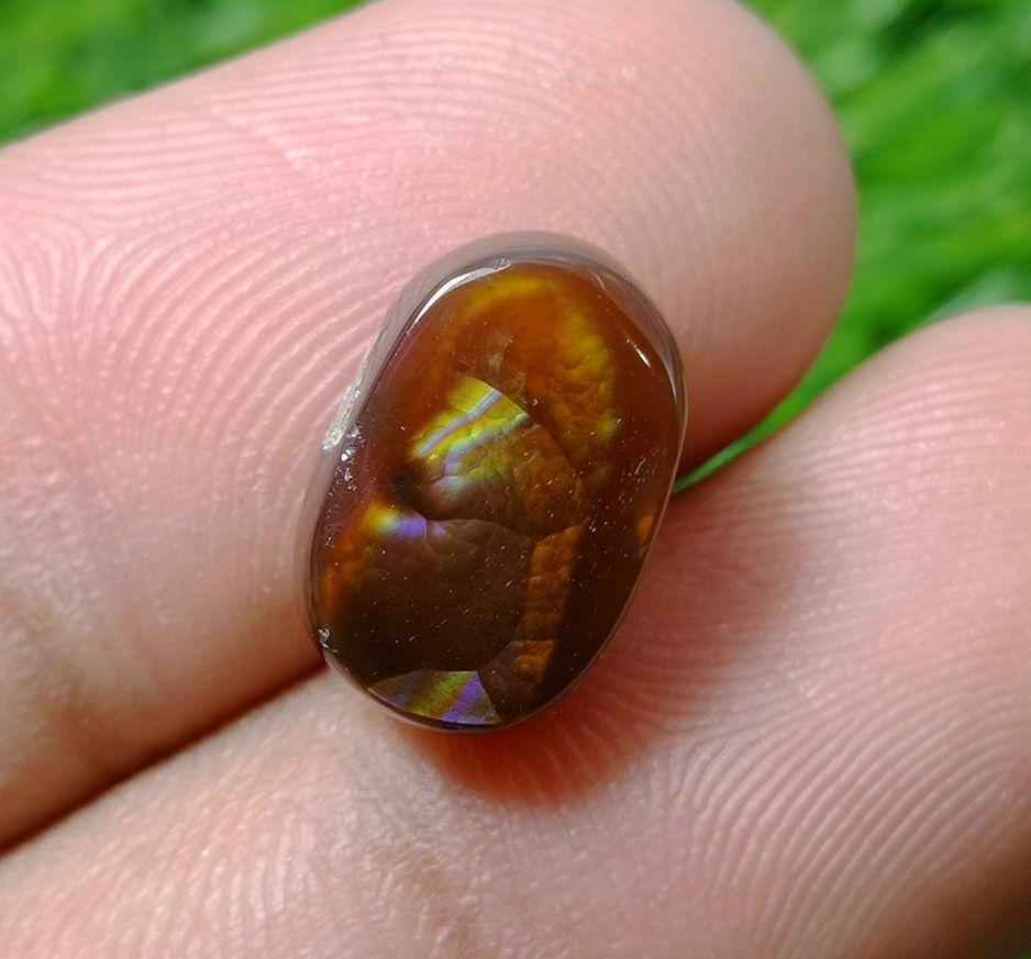 7.25ct Mexican Fire Agate, Rare Fire Agate, Oval Fire Agate - Perfect gemstone Gift, Yellow-Purple Fire Agate, Dimensions - 13x9x5mm