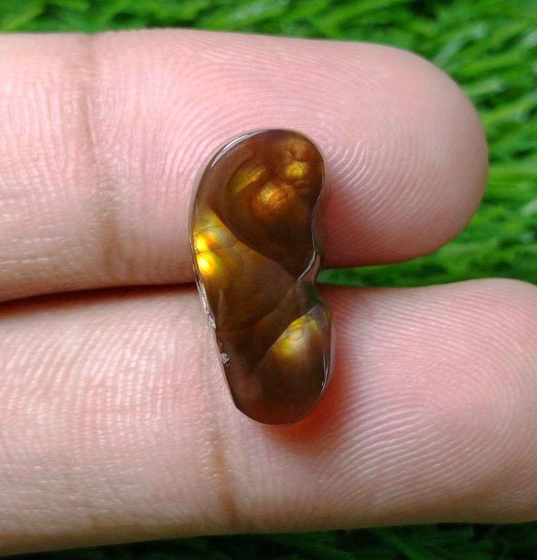 8.95ct Natural Fire Agate from Mexico ,Rare Gemstone than Diamonds - Perfect gemstone Gift, Dimensions - 20x10 mm