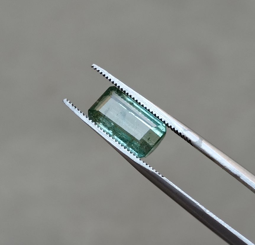 3.9ct Natural Light Green Tourmaline Gemstone - October Birthstone - 12x7x5mm