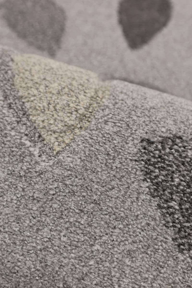 Newport Leaf Rug – Hand-Carved Floral Design