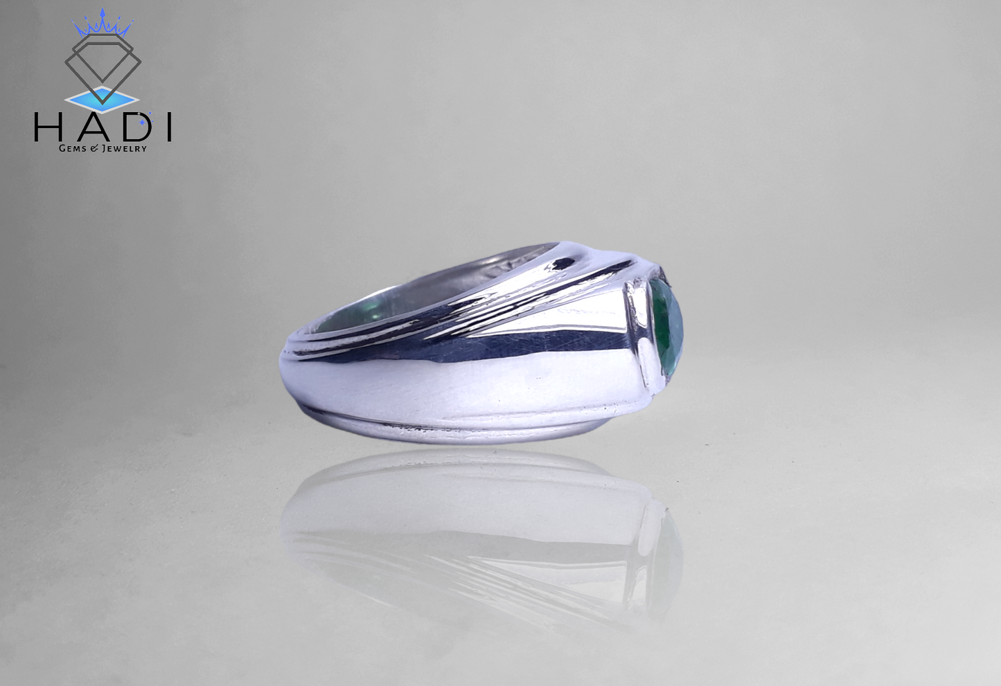 14k White-Gold Plated Natural 1.9ct Emerald Ring - Crafted in Sterling Silver - Perfect & Elegant Design