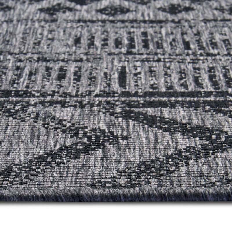 Reversible Geometric Indoor-Outdoor Flatweave Rug