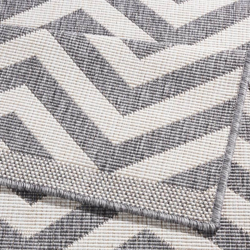 Palma Reversible Indoor-Outdoor Rug Chevron Design