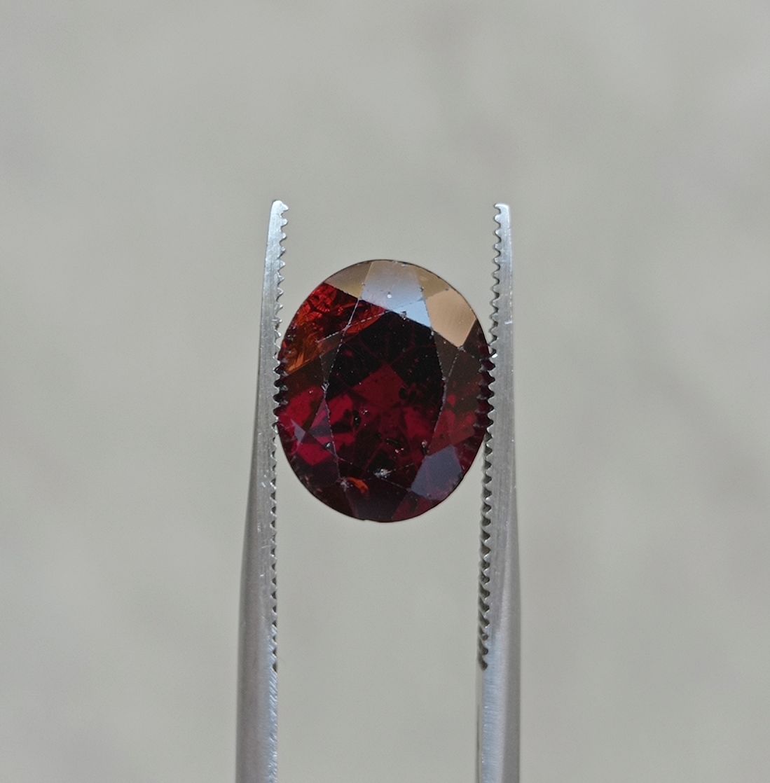 5.4ct Rhodolite Garnet - Natural Faceted Rhodolite Garnet - Symbolizing Love, Strength, and Inspiration - 12x10x6mm