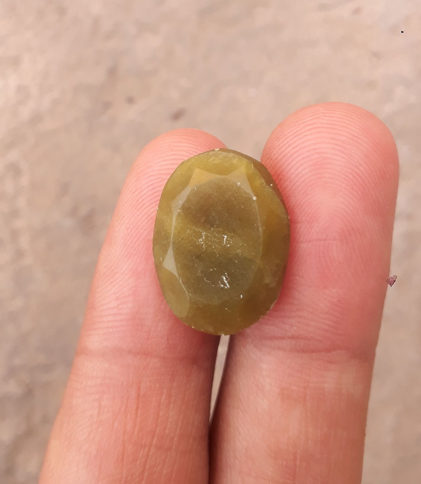 13.1ct Serpentine Cabochon - Shah Maqqsood - Zehrmora - 18x12mm