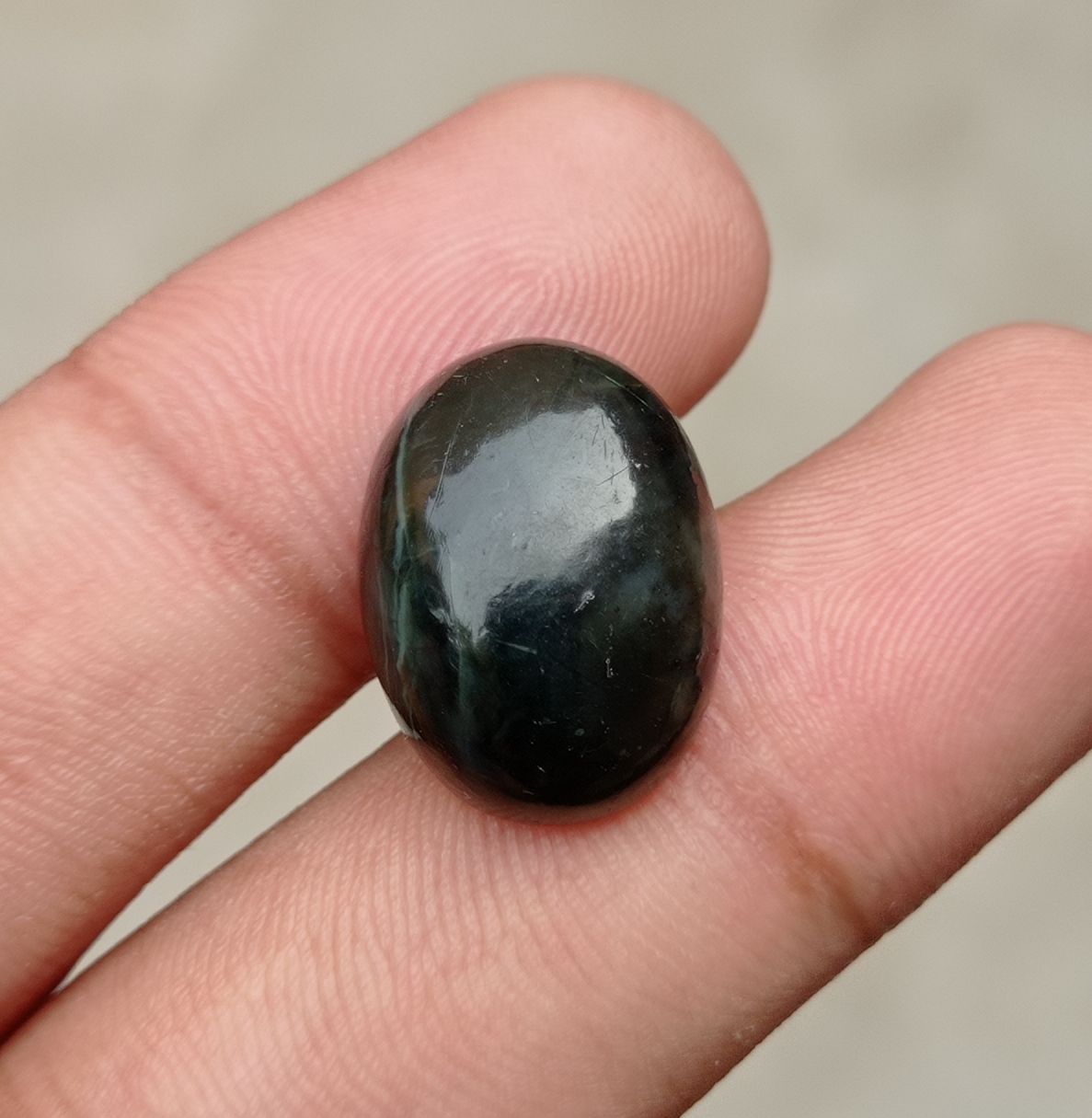 14.1ct Serpentine with Black Tone - Shah Maqqsood - Zehrmora - 19x14x6mm