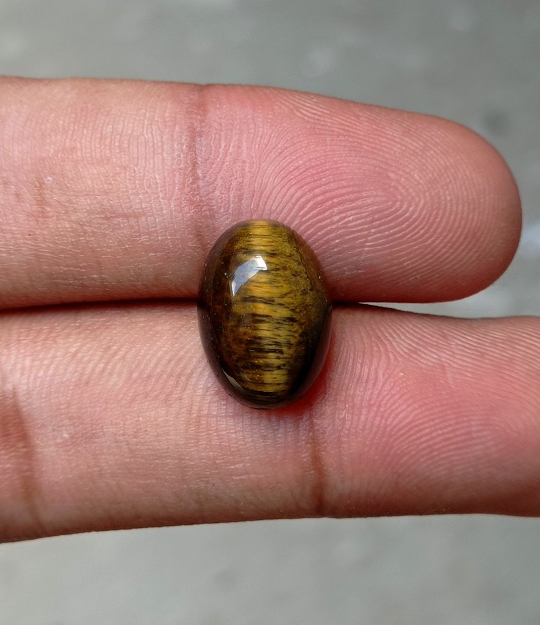 9.2ct Tiger Eye Cabochon - June Birthstone - June Birthstone - 16x11x7mm