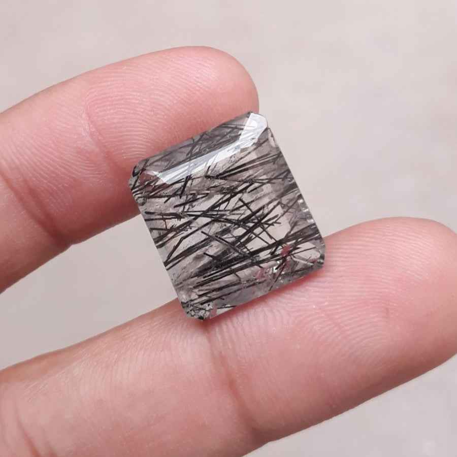 21.4ct Black Tourmalated Quartz aka Black Rutile Quartz - Rutilated Quartz - 21x17x9mm