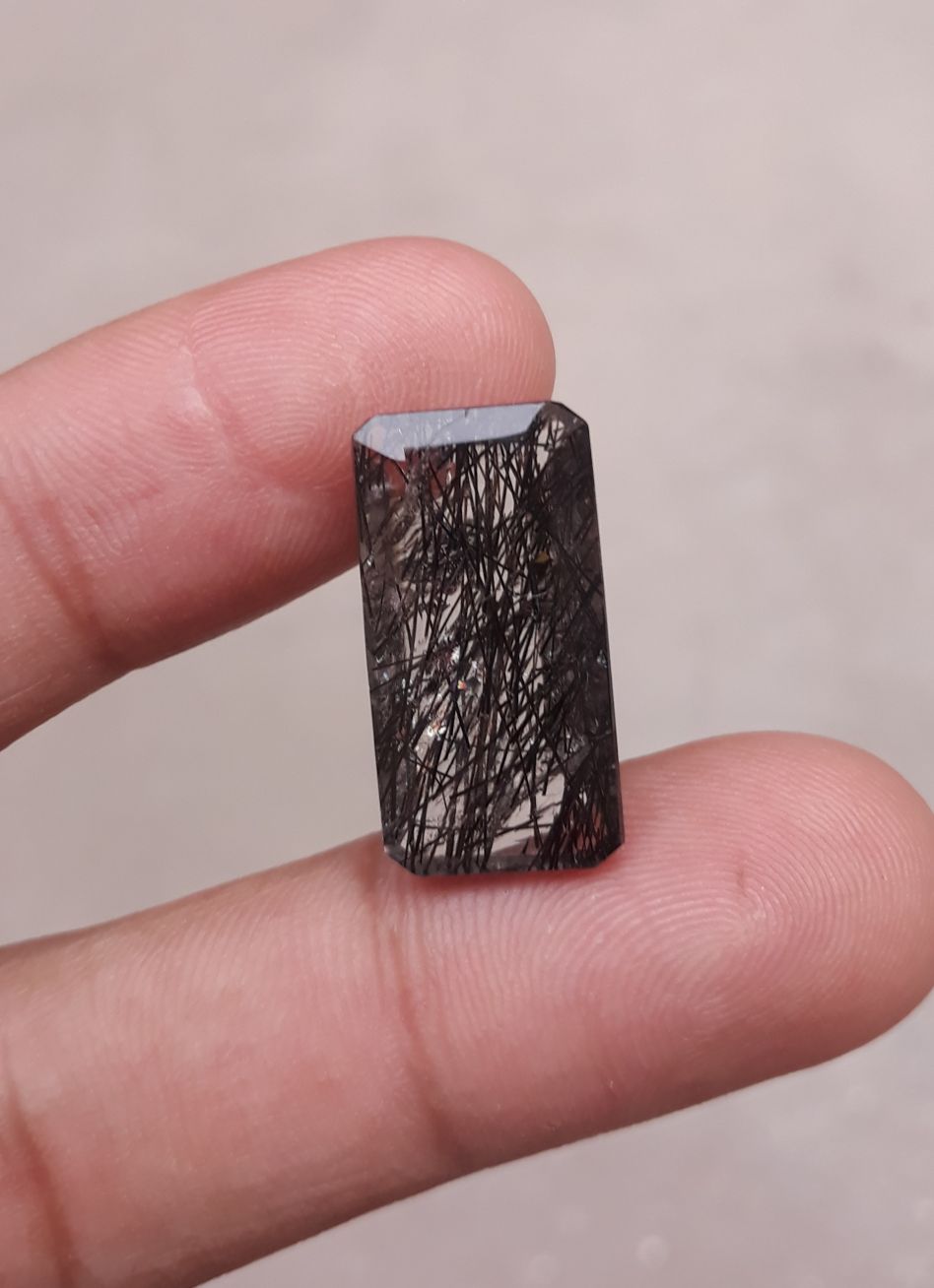 14.8ct Black Tourmalated Quartz - Black Rutile Quartz - Rutilated Quartz -22x12x7mm