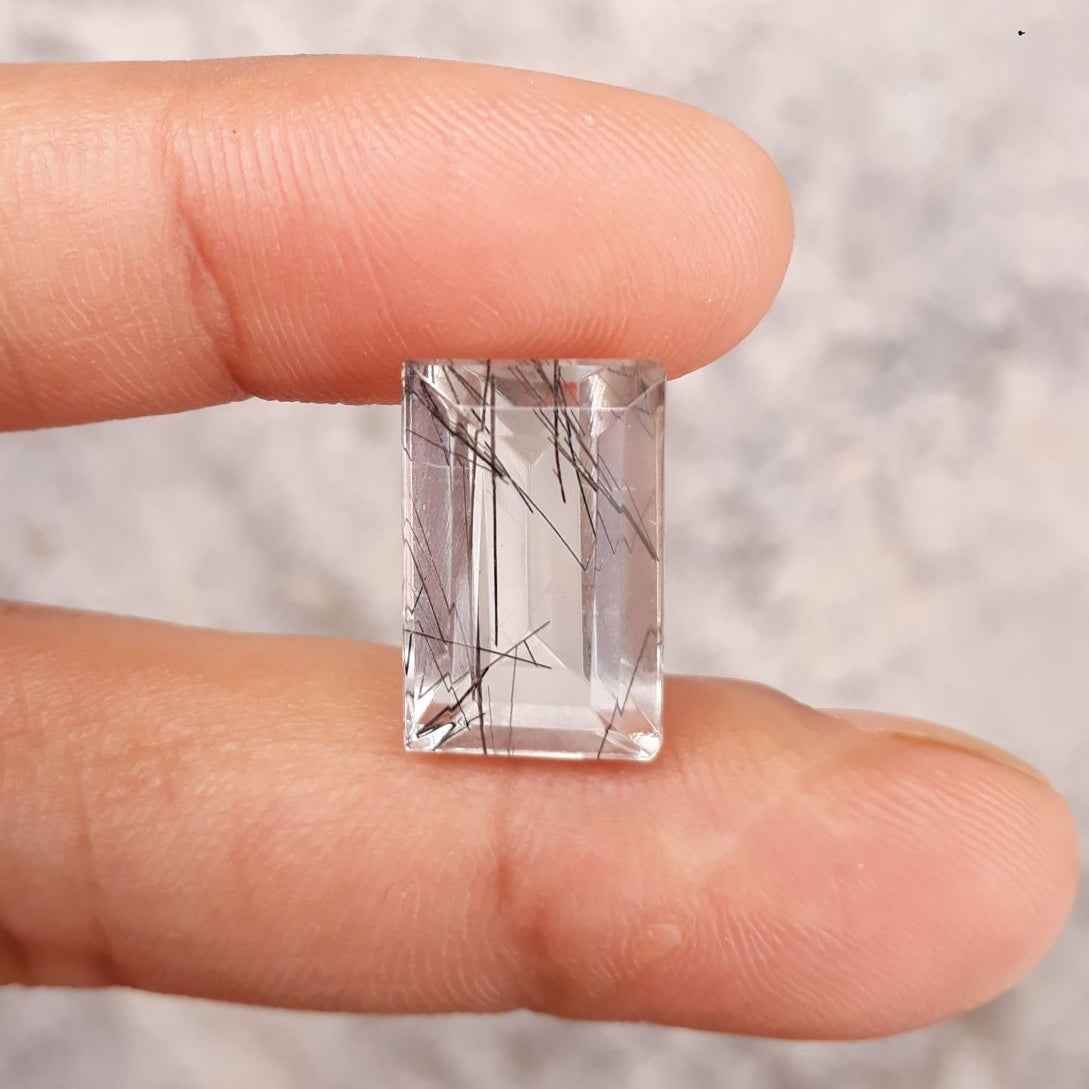 5.8ct Black Tourmalated Quartz aka Black Rutile Quartz - Rutilated Quartz -14 x 10x6mm