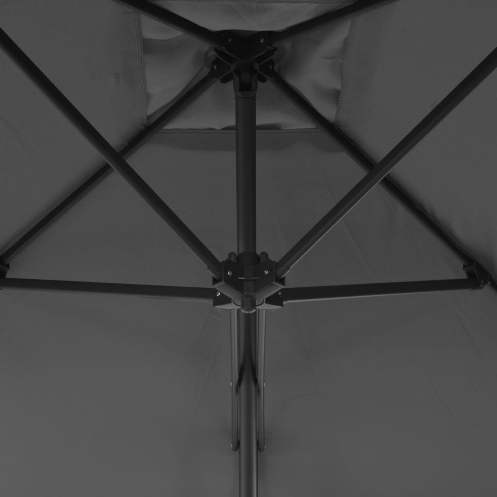 V069823379_12.jpg